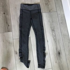 Lululemon stripe gray scrunched long leggings size 2